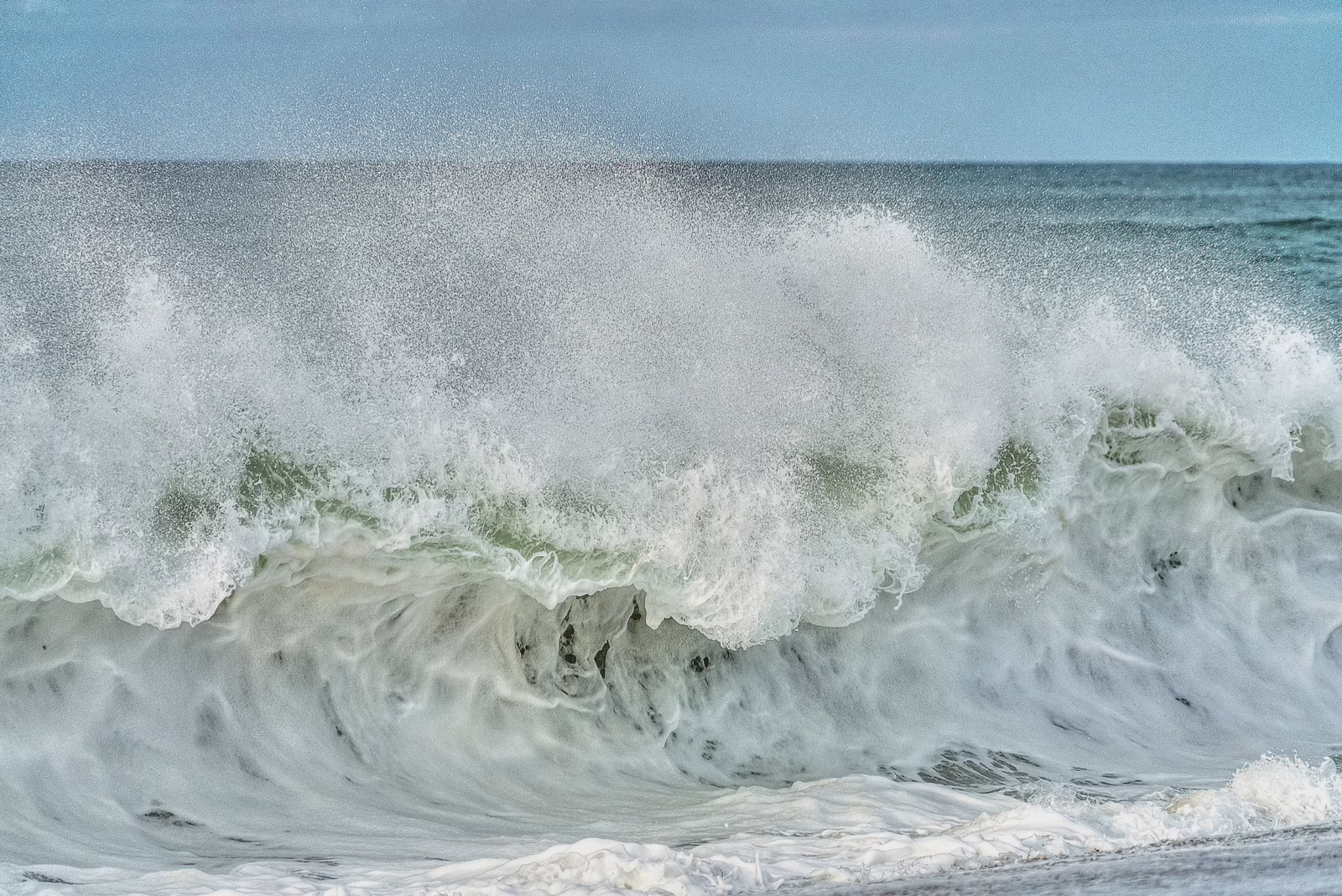 wave breaking south beach marthas vineyard